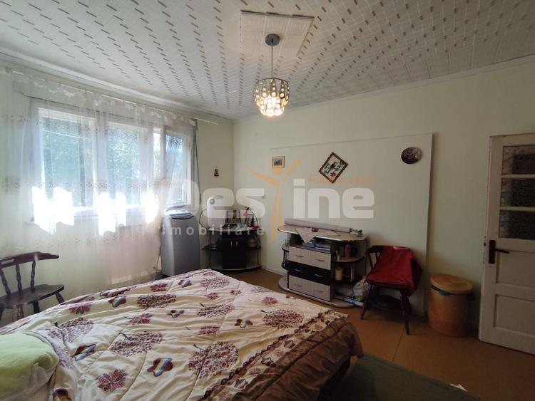 Casă individuală cu 3 camere cu Canalizare în Ogretin