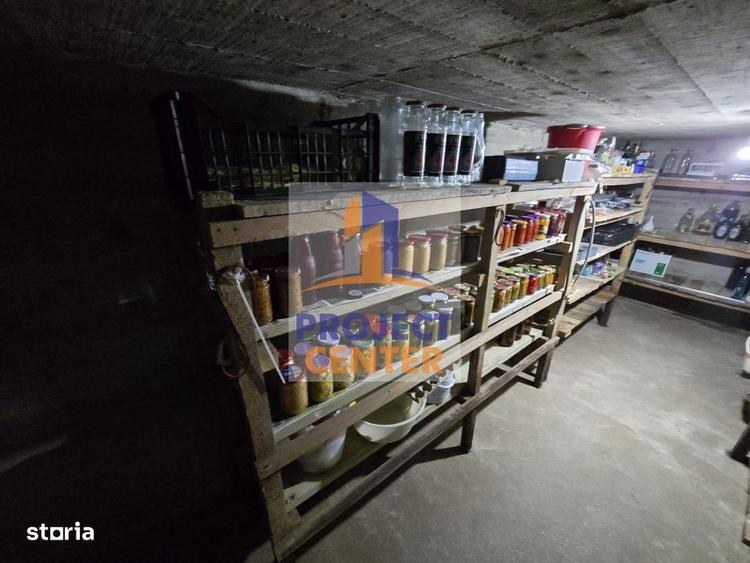 Casă cu 4 camere în Valea Mare