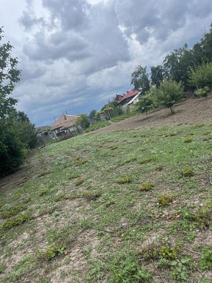 Casă cu 4 camere în Comana