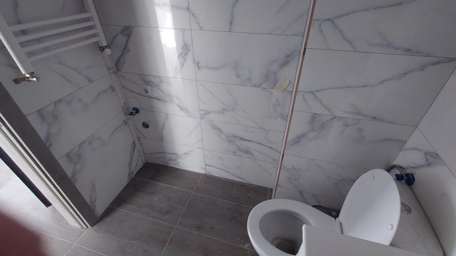 Apartament cu 2 camere decomandat în Theodor Pallady
