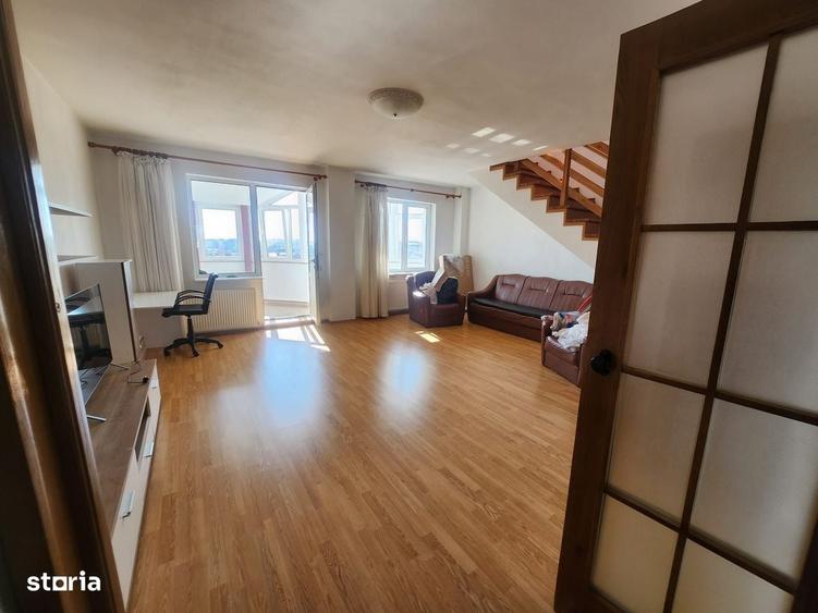Apartament cu 4 camere decomandat în Craiovei