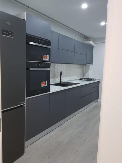 Apartament cu 2 camere decomandat în Palazu Mare