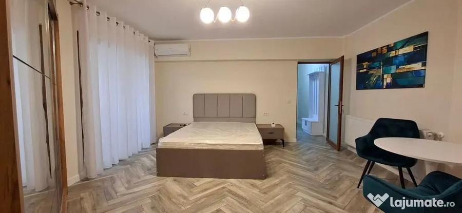 Garsonieră decomandată în Mazepa 1