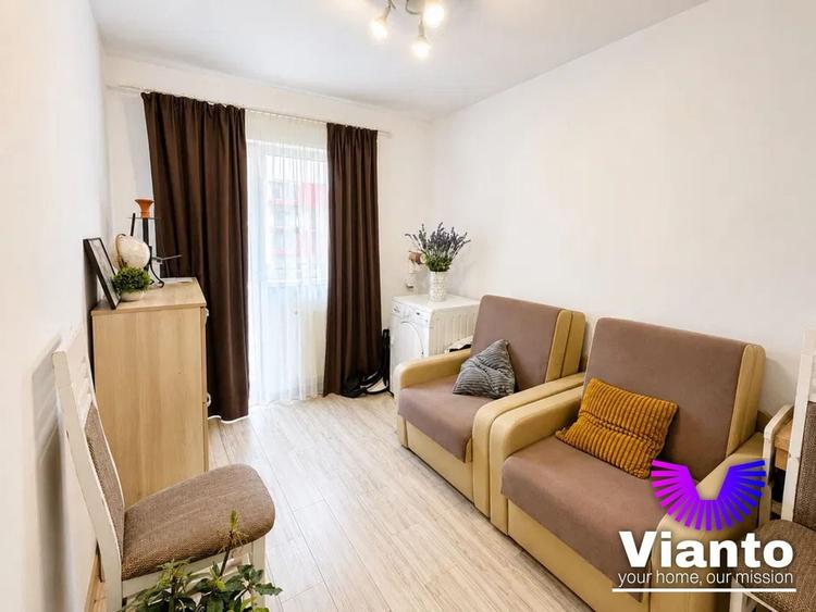 Apartament cu 3 camere decomandat, mobilat în Exterior Vest