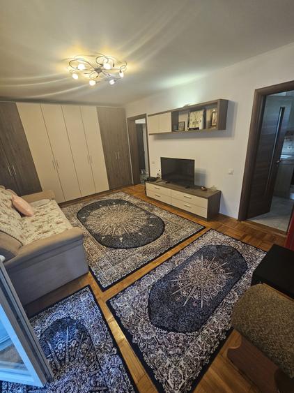 Garsonieră decomandată în Obor