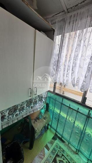 Apartament cu 5 camere decomandat în Armeneasca