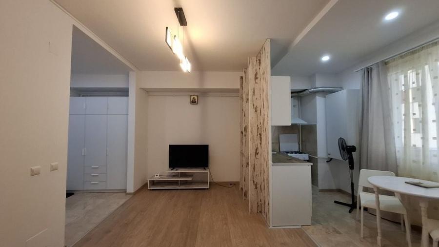 Garsonieră semidecomandată în Vest