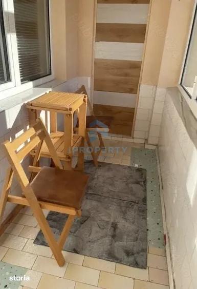 Apartament cu 3 camere în Vatra Luminoasă
