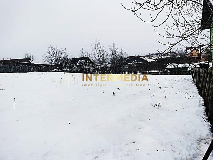 Teren Construcții intravilan de 1400 mp, în Cetate