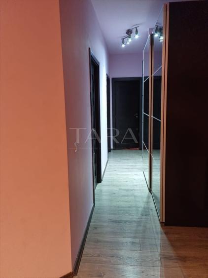 Apartament cu 3 camere semidecomandat în Florești — fotografia 3