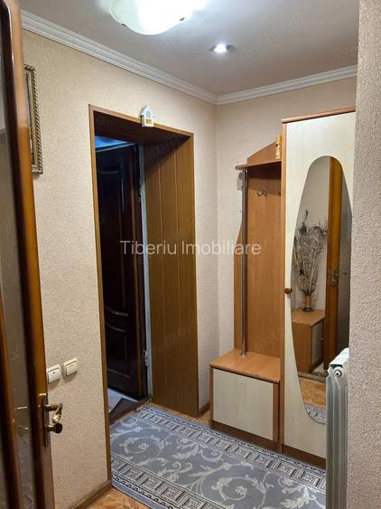 Garsoniera de inchiriat in Doroban?i