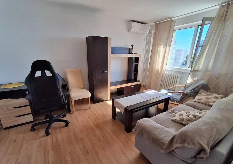 Apartament cu 2 camere decomandat, mobilat în Victoriei