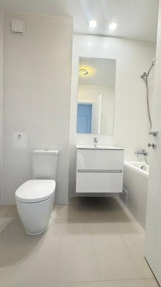 Apartament cu 3 camere decomandat în Theodor Pallady