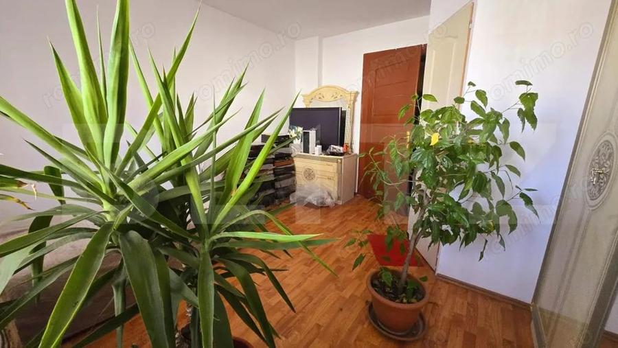 Casă cu 4 camere cu Teren 400 Mp în Ultracentral