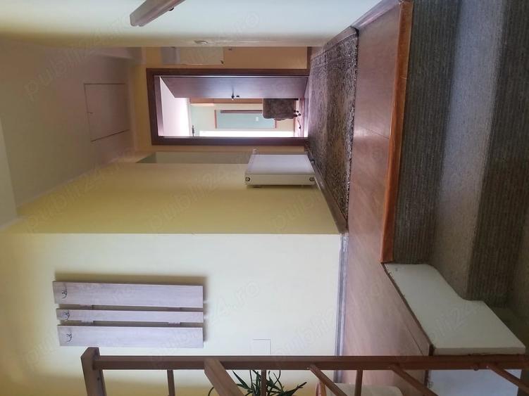 Apartament cu 3 camere decomandat în Lipovei