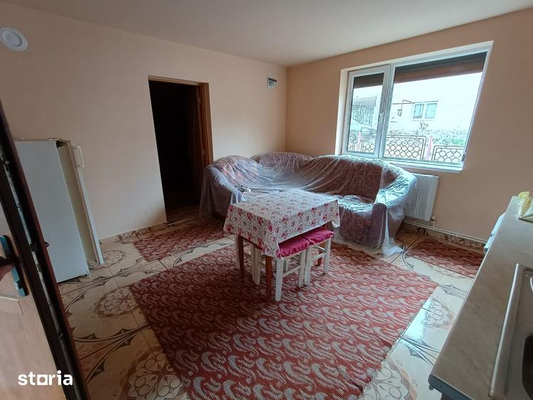 Casă cu 2 camere cu Teren 720 Mp în Central