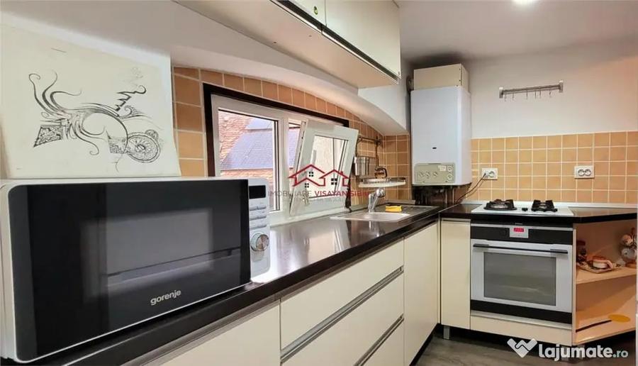 Apartament cu 2 camere decomandat în Central