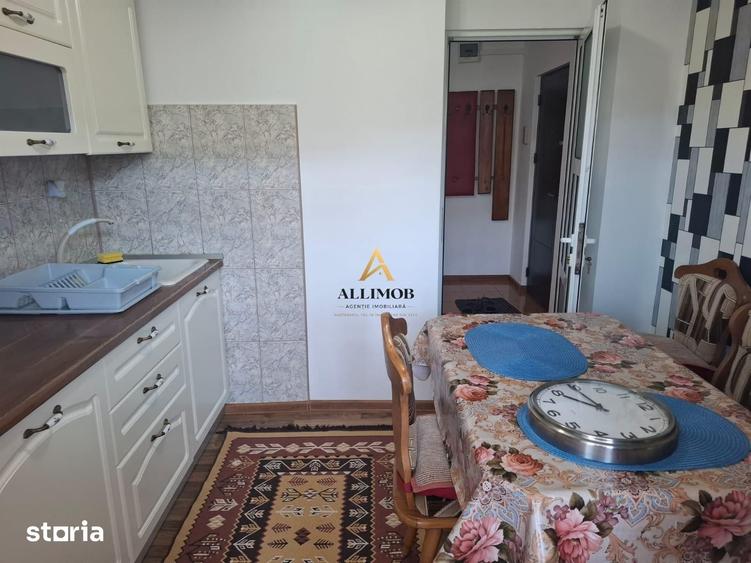 Apartament cu 2 camere decomandat în Pictor Rosenthal