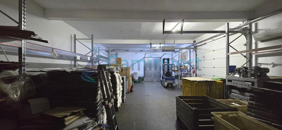 Spațiu industrial, de 560 mp, în Apateu