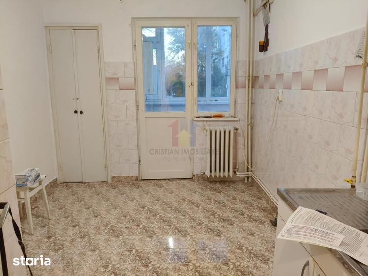Apartament cu 2 camere semidecomandat în Hipodrom