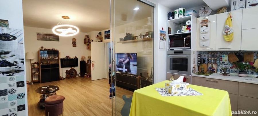 Apartament cu 2 camere decomandat în Drumul Taberei