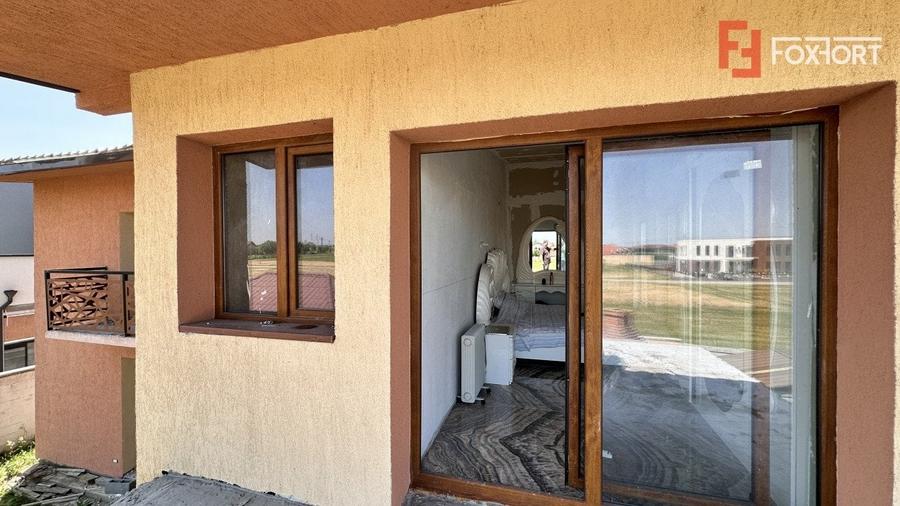 Duplex cu 3 camere cu Canalizare în Moșnița Nouă