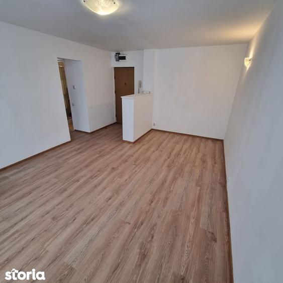 Apartament cu 2 camere în Romană