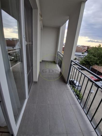 Apartament cu 2 camere semidecomandat, mobilat în Lazaret