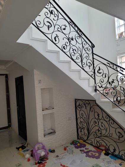 Casă cu 4 camere în Vest