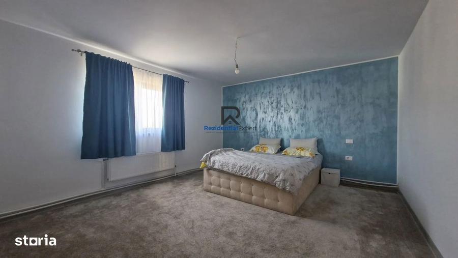 Casă cu 4 camere decomandat cu Teren 250 Mp în Moara Vlăsiei