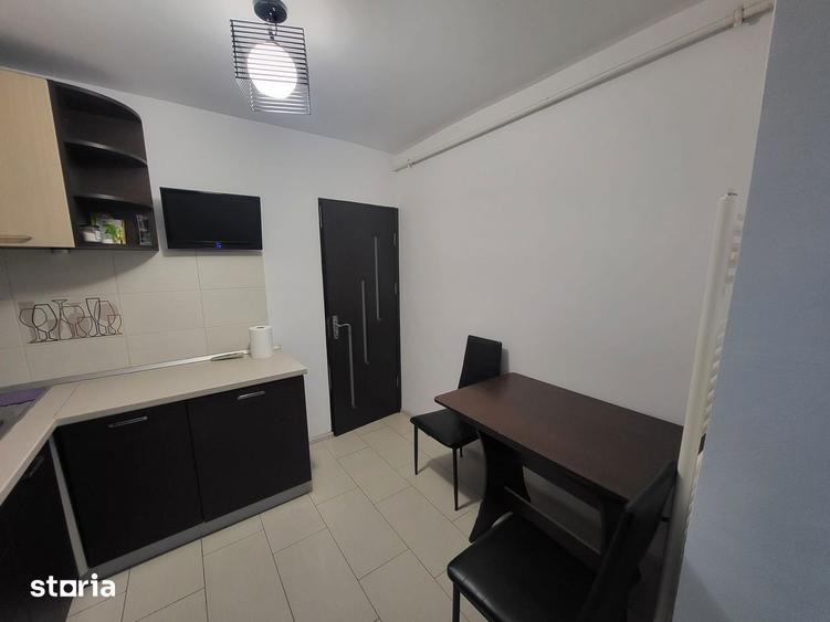 Apartament cu 2 camere decomandat în Faleza Nord