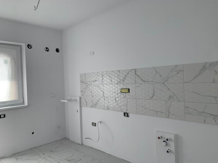 Apartament 2 camere decomandat, bloc nou, metrou Berceni - 6 min. - 12