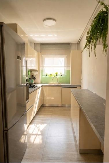 Apartament cu 3 camere decomandat, mobilat în Floreasca