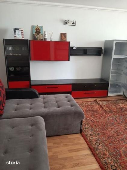 Inchiriez apartament 3 camere 80m - 1
