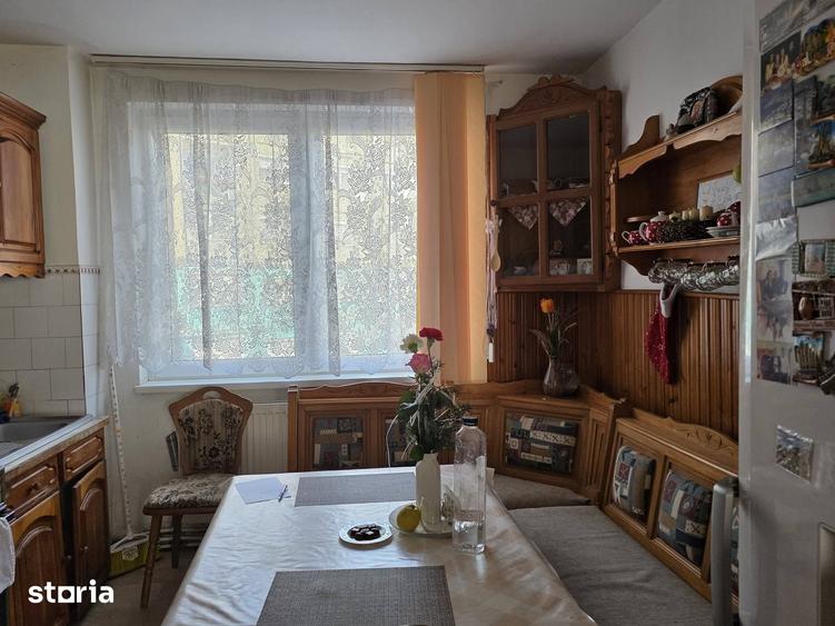 Apartament cu 3 camere în Central