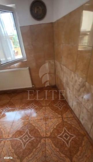 Casă cu 3 camere în Central