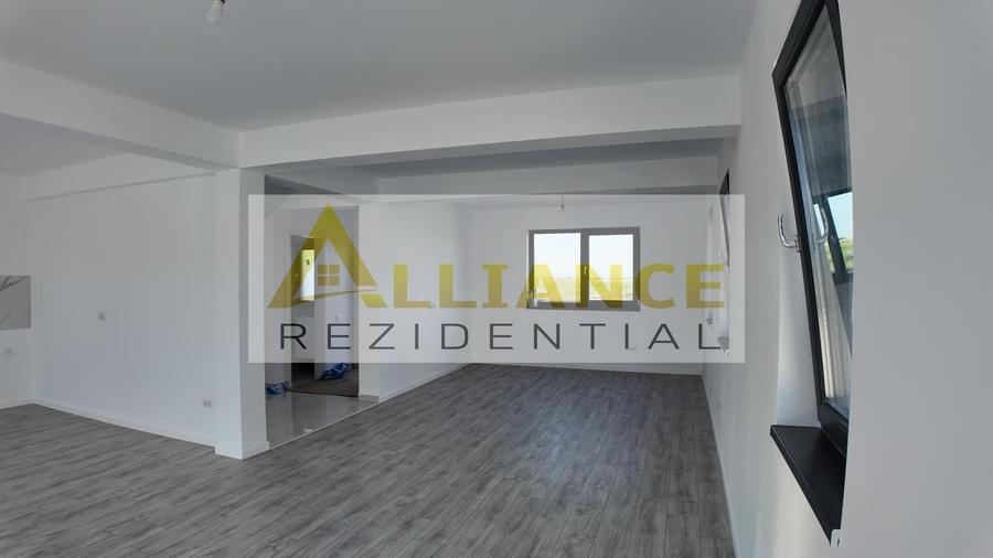 Casă individuală cu 4 camere cu Canalizare în Berceni
