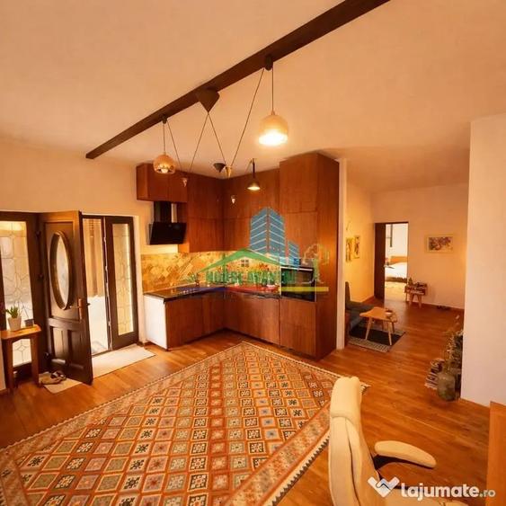 Casă cu 6 camere cu Teren 880 Mp în Ultracentral