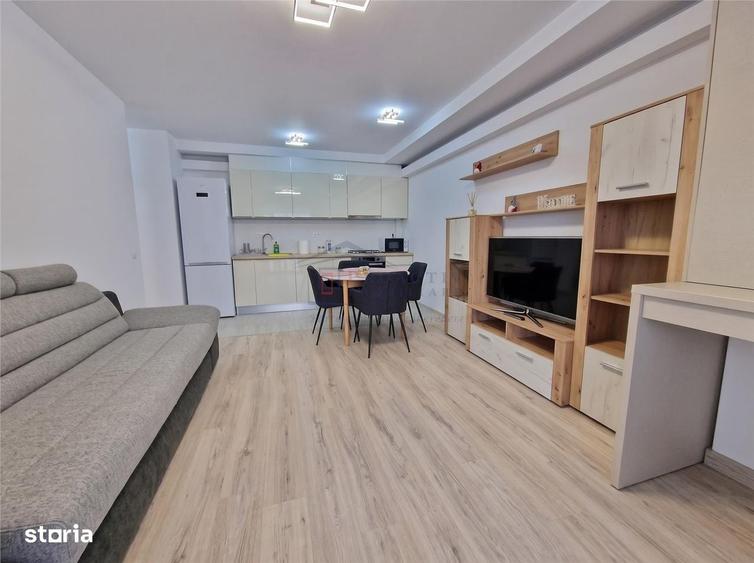Apartament cu 2 camere semidecomandat în Central