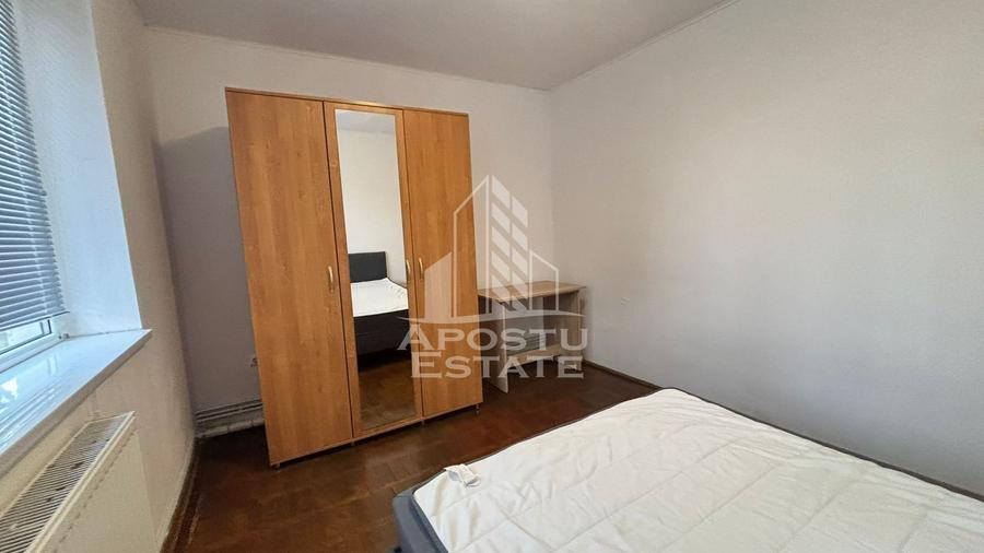 Apartament cu 2 camere semidecomandat, mobilat în Complex Studențesc