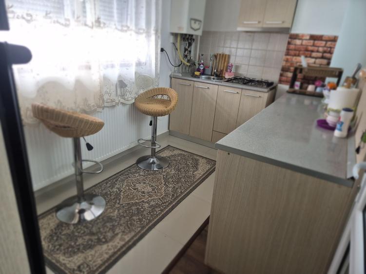 Apartament cu 3 camere decomandat în Militari