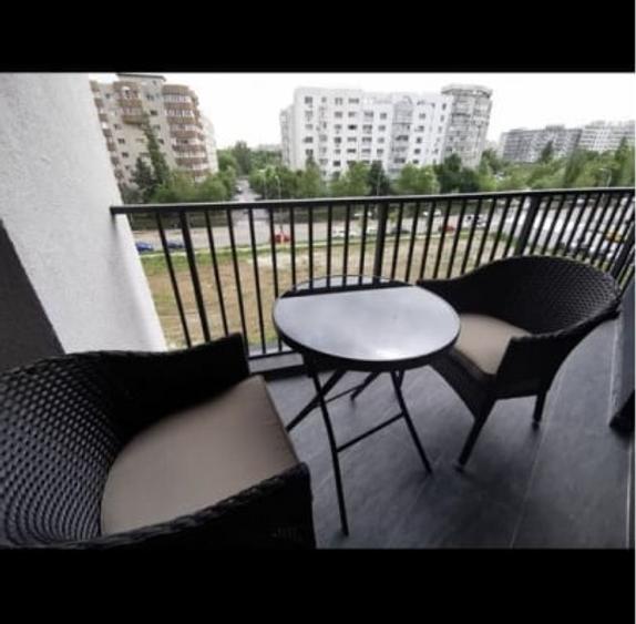 Apartament cu 2 camere decomandat, mobilat în Basarabia