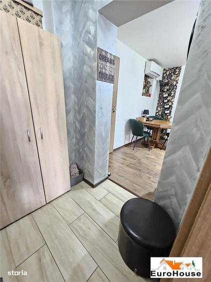 Apartament cu 3 camere în Cetate