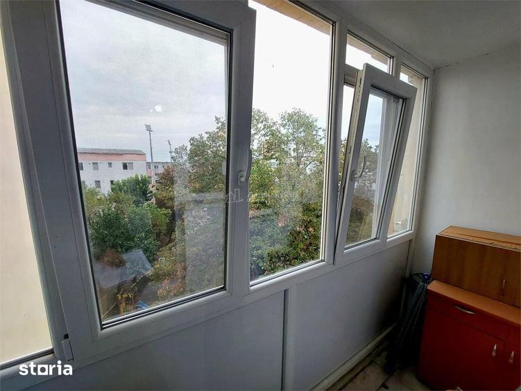 4 camere, 80 mp , etaj 4, zona Balcescu, Aleea Parcului - 1