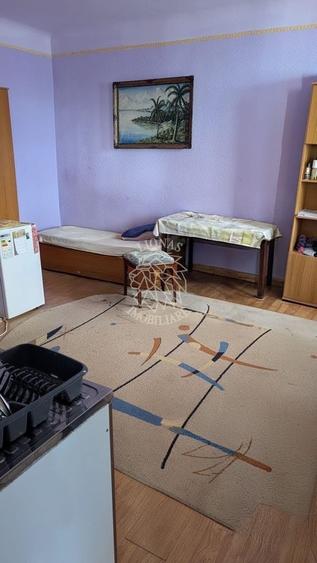 Casă cu 5 camere cu Canalizare în Ultracentral