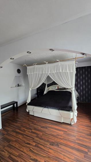 Casă cu 4 camere cu Teren 250 Mp în Popești-Leordeni