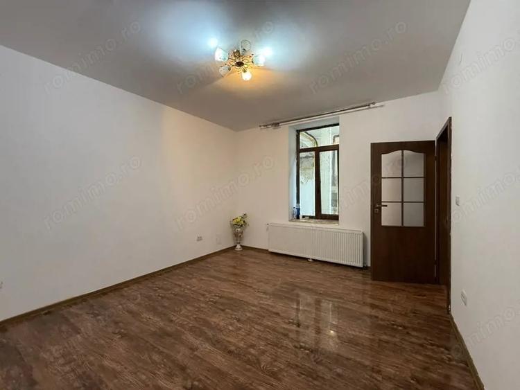 Casă cu 2 camere cu Teren 60 Mp în Fabric