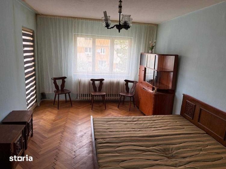 Persoana fizica vand apartament 2 camere decomandate cart. Cetate - 1