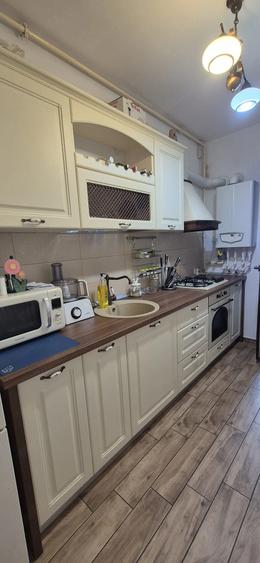 Apartament cu 2 camere decomandat în 1 Decembrie 1918