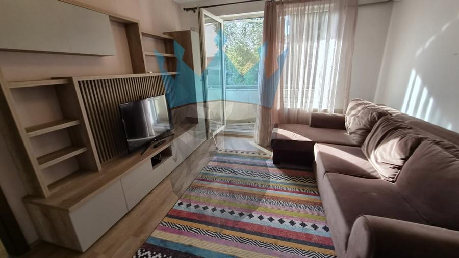 Apartament cu 2 camere semidecomandat, mobilat în Valea Ialomiței